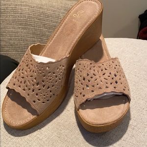 Sotto Sopra Platform Sandal